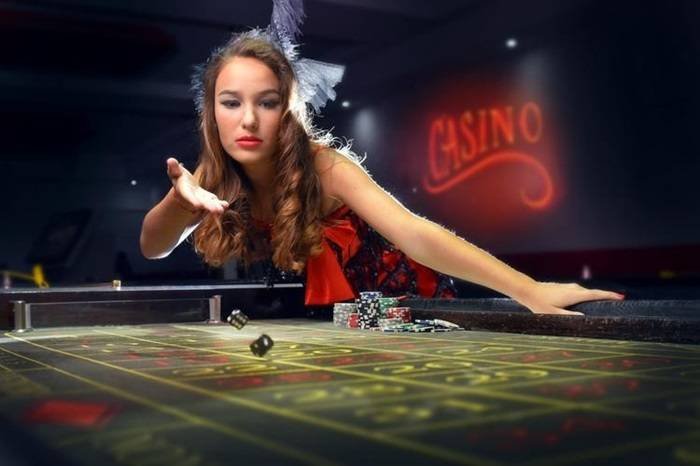 Taruhan olahraga live betting terlengkap di Menara Play dengan odds kompetitif sepak bola dan basket